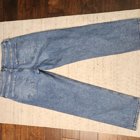 Gap 90s Loose and Universal Slim Boyfriend Jeans - 2 Pairs - Picture 5 of 13